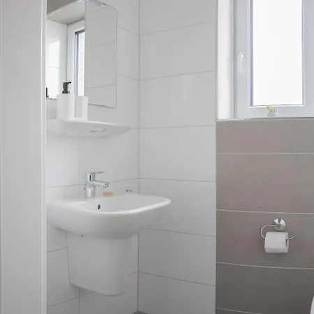 Ammerland Oasis, Parkplatz, Internet, Netflix Lägenhet *